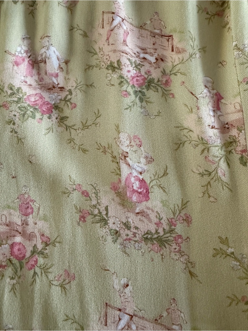 Lace made midi dress - Picture 9 of 11